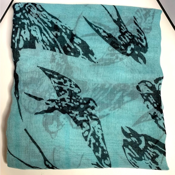 Bird print summer scarf - Picture 2 of 2